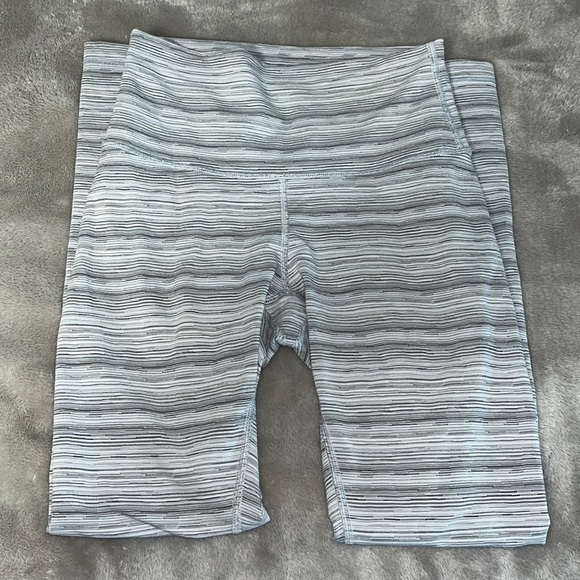 Lululemon leggings - Picture 1 of 4